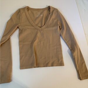 No Boundaries Tan V-Neck Ribbed Blouse